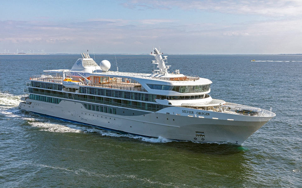 Shipyard De Hoop delivers second expedition cruise vessel within two years