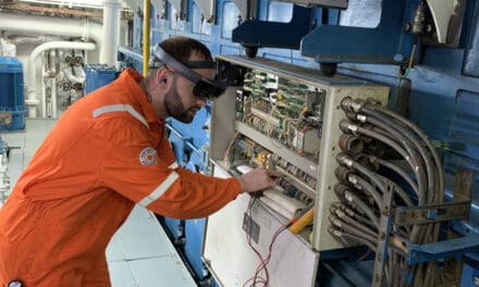 Bakker Sliedrecht verleent schepen Anthony Veder service op afstand door augmented reality bril