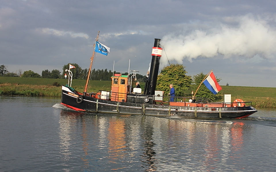 Stoomsleepboot Jan de Sterke uit Gorinchem in restauratie en dringend vrijwilligers gezocht