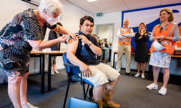 Rotterdam begint met vaccineren alle zeevarenden
