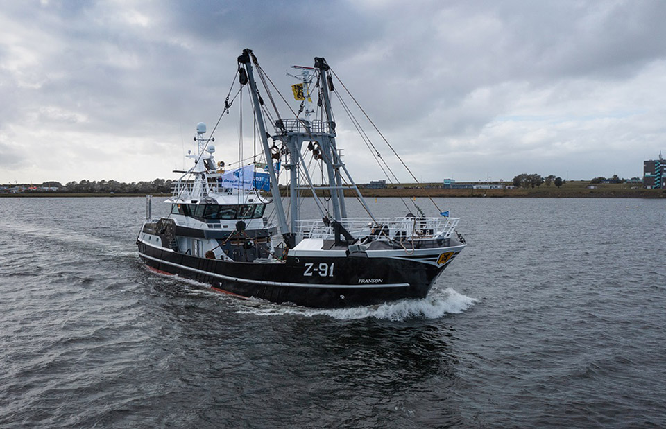 Damen Maaskant Shipyards Stellendam delivers 38-metre Beam Trawler to Rederij Long Ships