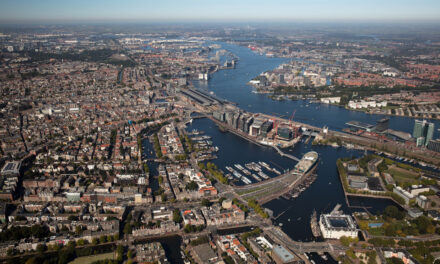 Nieuwe tentoonstelling Scheepvaartmuseum: De relatie tussen haven en stad, toen en nu