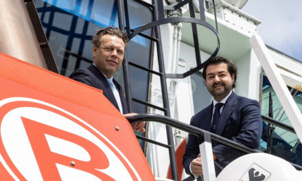 Damen Shipyards and Boluda Towage to cooperate  on bringing zero-emissions tugs to Europe
