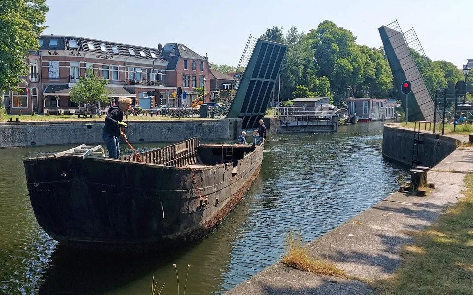 Het einde van een interessant Utrechts woonschip