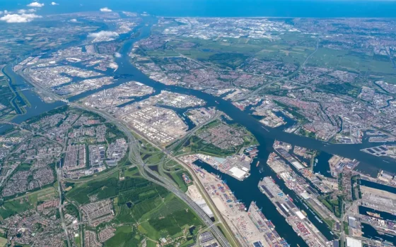CO2-uitstoot haven Rotterdam daalde 10% in 2023