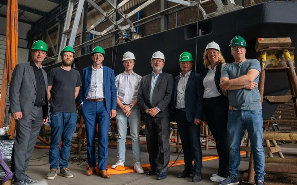 Holland Shipyards presenteert 3D-geprinte boot met 10XL