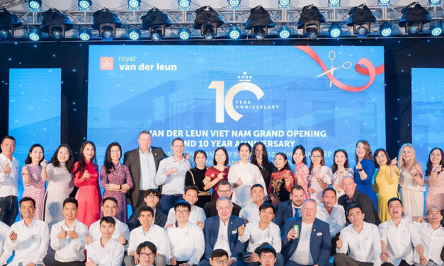 Van der Leun Vietnam opent feestelijk haar nieuwe kantoor en viert dit samen met het 10-jarig bestaan!