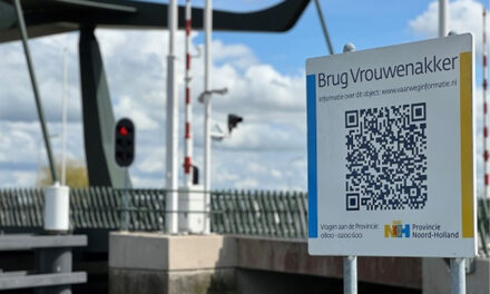 Voortaan informatieborden met QR-code bij bruggen en sluizen