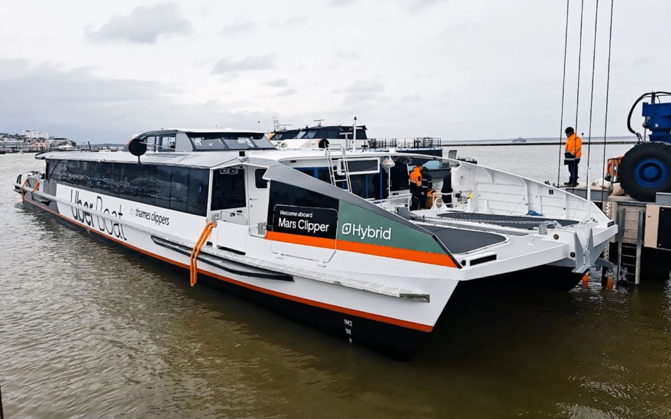 EST-Floattech supplies Octopus battery systems to Wight Shipyard for river Thames